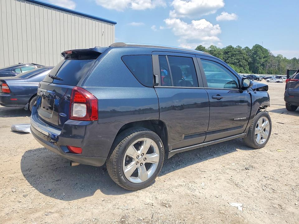 66176806 :رقم المزاد ، 1C4NJDEB4FD340404 vin ، 2015 Jeep Compass مزاد بيع