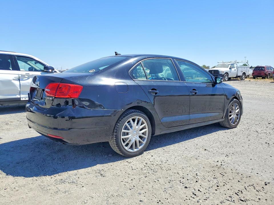 Продаж на аукціоні авто 2011 Volkswagen Jetta, vin: 3VWDX7AJ1BM369007, номер лоту: 66785856