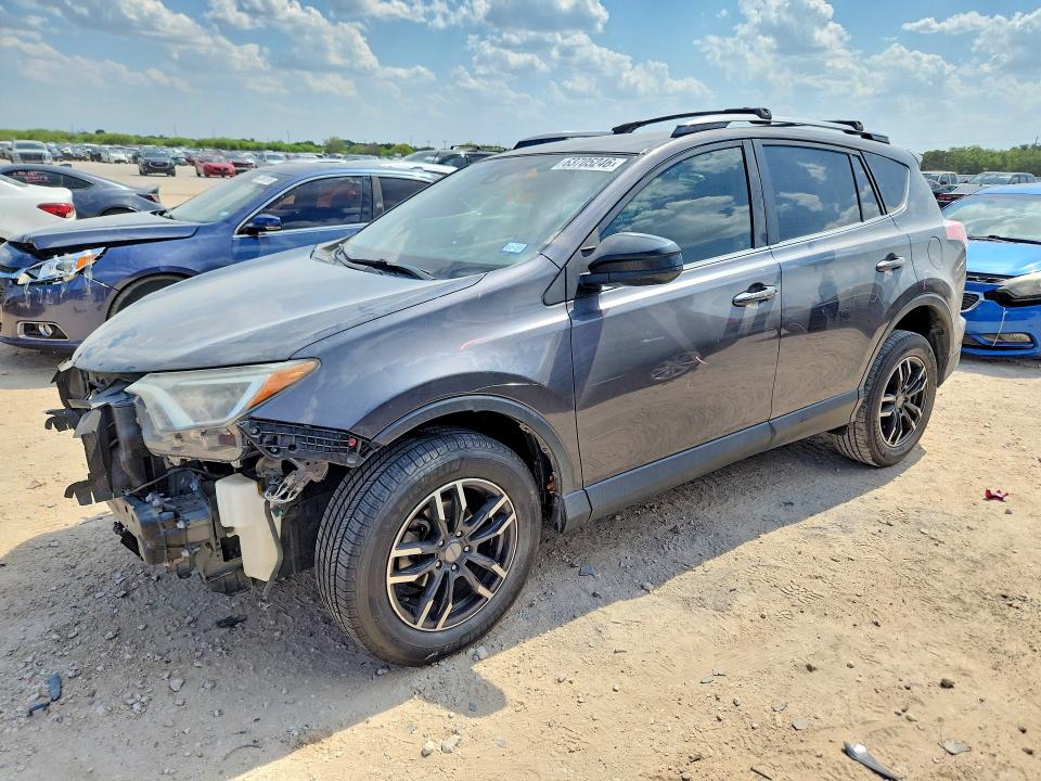 Продажа на аукционе авто 2017 Toyota Rav4, vin: JTMZFREV8HJ108757, номер лота: 63705246