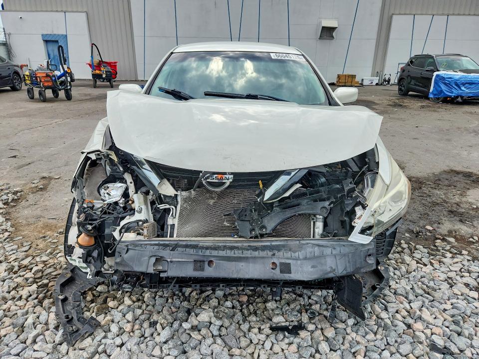 Продаж на аукціоні авто 2018 Nissan Altima, vin: 1N4AL3AP4JC218666, номер лоту: 66045126