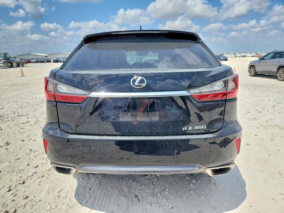 63988616 :رقم المزاد ، 2T2ZZMCAXJC095159 vin ، 2018 Lexus Rx 350 مزاد بيع