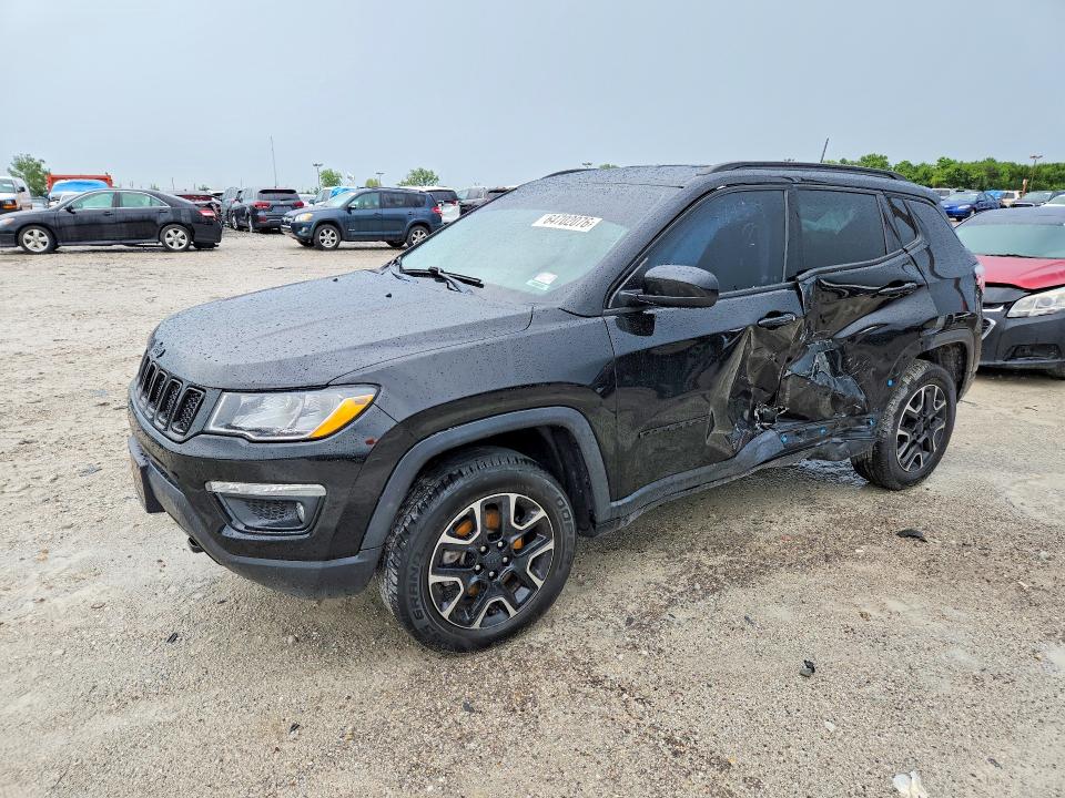 64702076 :رقم المزاد ، 3C4NJDAB5LT174339 vin ، 2020 Jeep Compass مزاد بيع