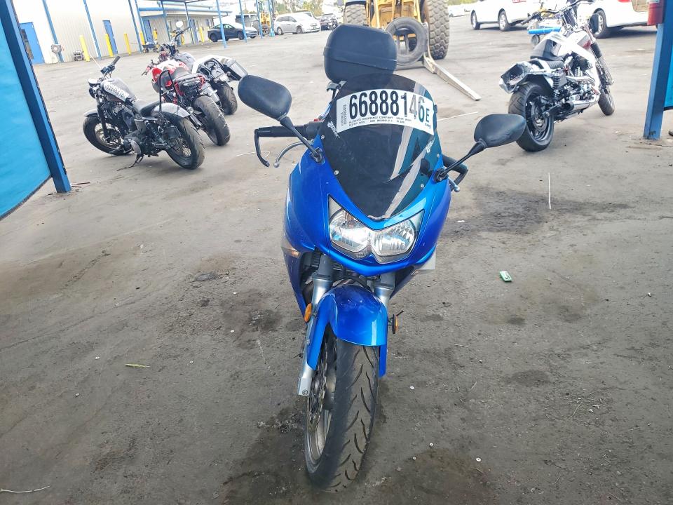 Продажа на аукционе авто 2007 Kawasaki Ex650, vin: JKAEXEA187A028195, номер лота: 66888146