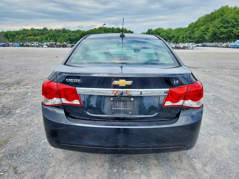 Продажа на аукционе авто 2016 Chevrolet Cruze Limited, vin: 1G1PE5SB8G7195545, номер лота: 65394586