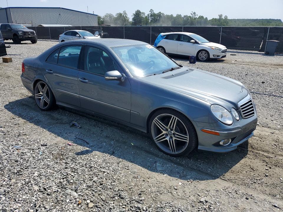 2009 Mercedes-benz E მანქანა იყიდება აუქციონზე, vin: WDBUF56X49B360826, აუქციონის ნომერი: 64409466