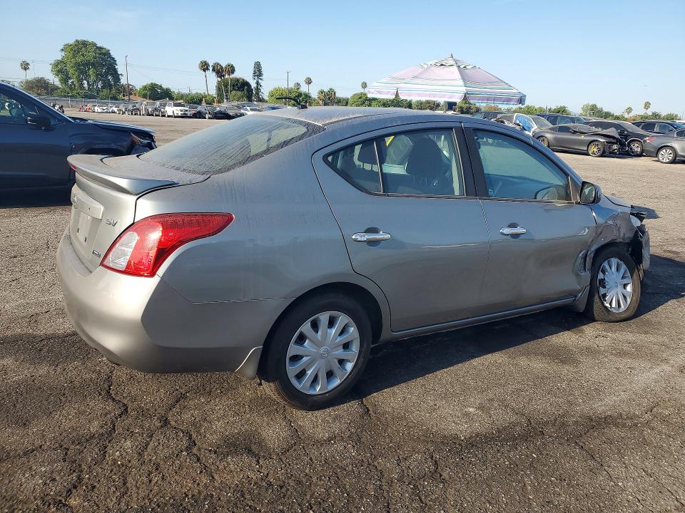 Aukcja sprzedaży 2013 Nissan Versa, vin: 3N1CN7AP7DL833454, numer aukcji: 64477876