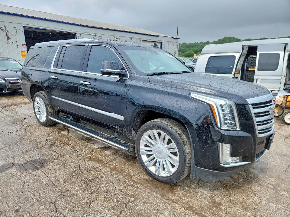 Продаж на аукціоні авто 2019 Cadillac Escalade, vin: 1GYS4KKJ0KR296550, номер лоту: 64982316