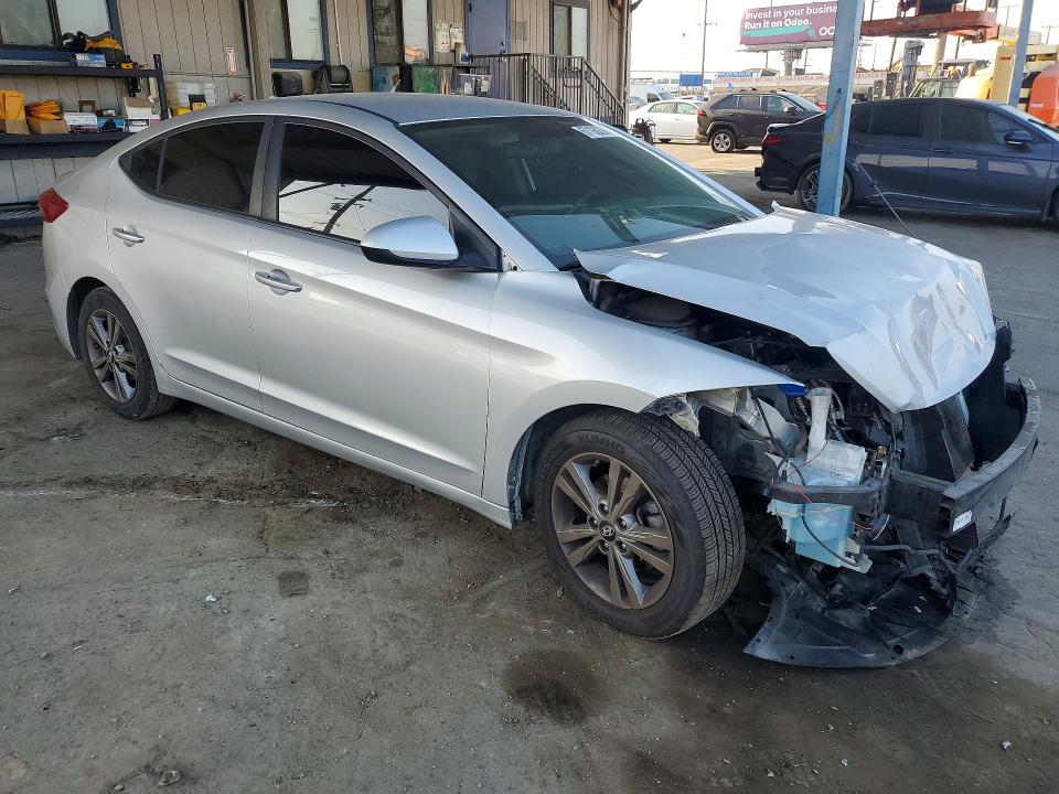 Продажа на аукционе авто 2018 Hyundai Elantra, vin: 5NPD84LF0JH298622, номер лота: 67198206