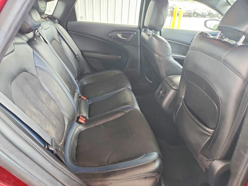 65843166 :رقم المزاد ، 1C3CCCBB6FN531479 vin ، 2015 Chrysler 200 مزاد بيع