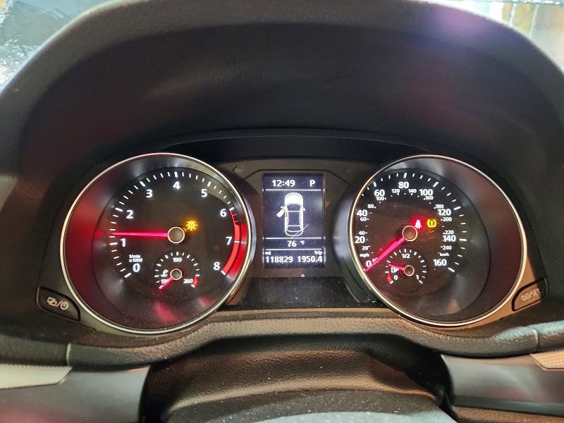 64439426 :رقم المزاد ، 1VWAA7A36JC011228 vin ، 2018 Volkswagen Passat مزاد بيع
