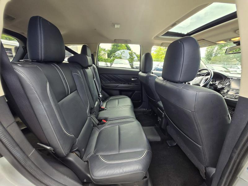 2018 Mitsubishi Outlander მანქანა იყიდება აუქციონზე, vin: JA4J24A55JZ051064, აუქციონის ნომერი: 65999576