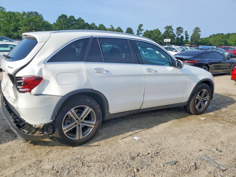64797616 :رقم المزاد ، W1N0G8EB2NV326969 vin ، 2022 Mercedes-benz Glc مزاد بيع
