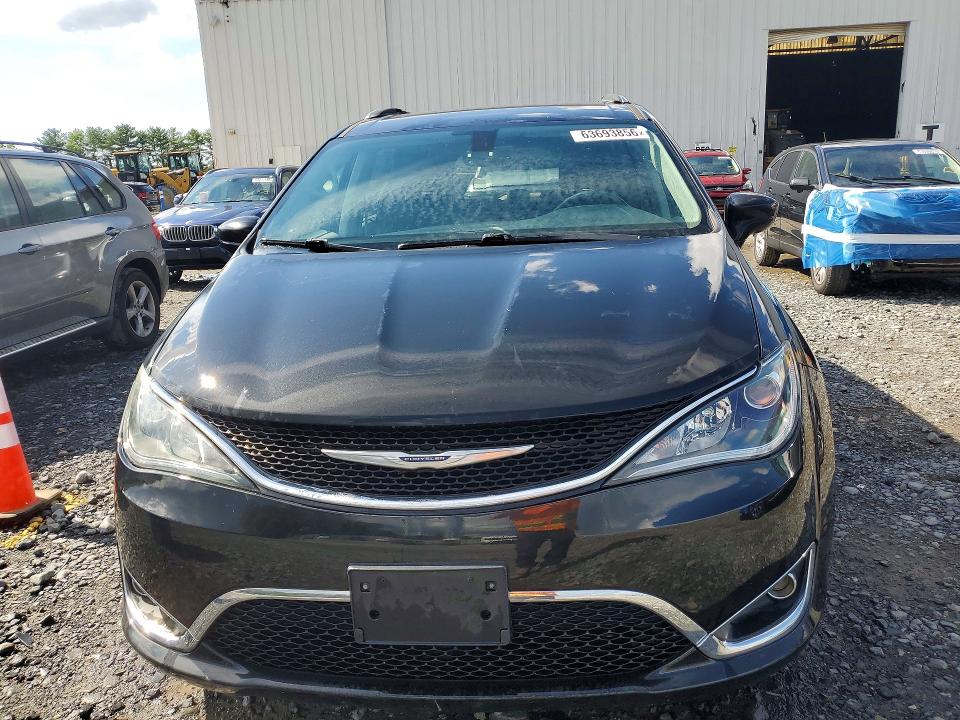 Продажа на аукционе авто 2019 Chrysler Pacifica, vin: 2C4RC1BG9KR550918, номер лота: 63693856