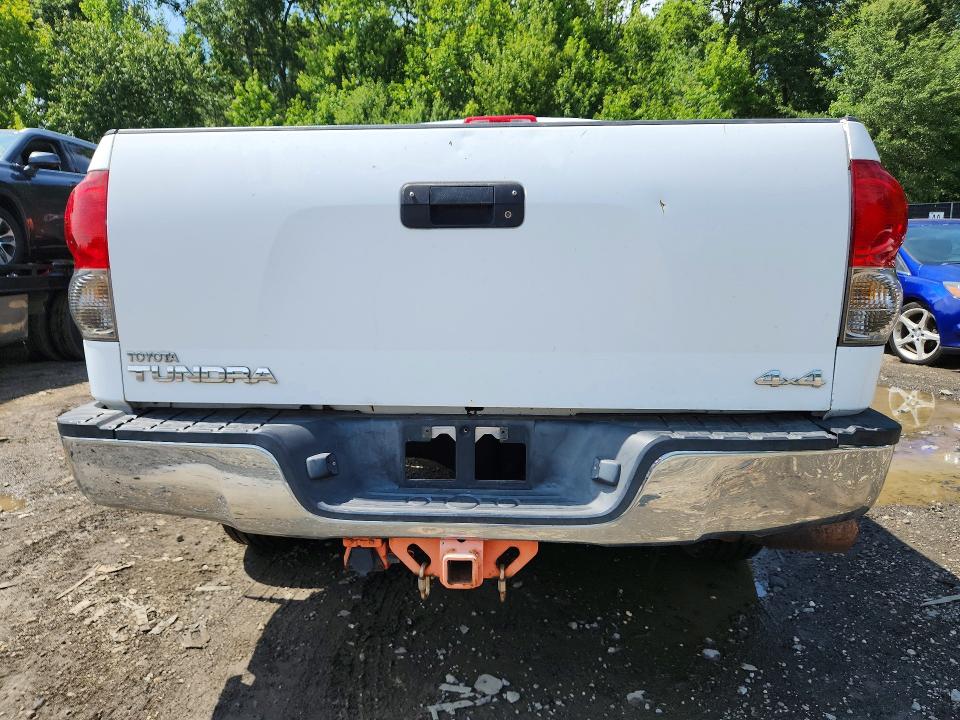 63953976 :رقم المزاد ، 5TBBV54178S498399 vin ، 2008 Toyota Tundra مزاد بيع