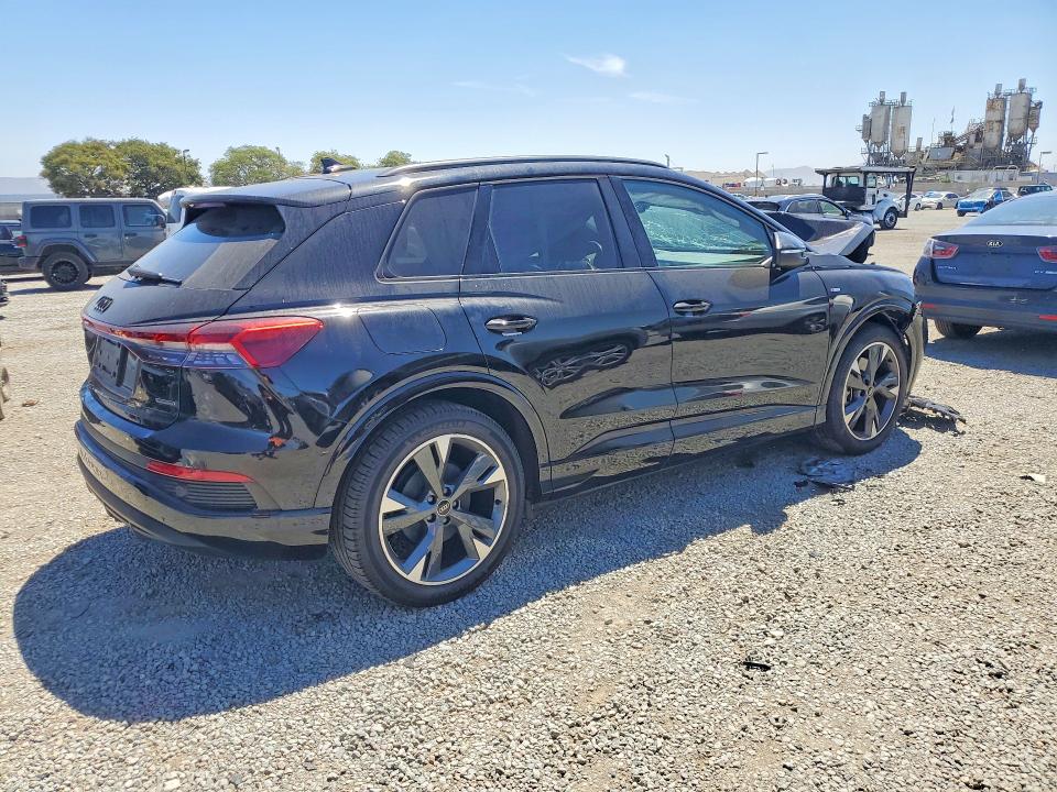 Продажа на аукционе авто 2025 Audi Q4 E-tron, vin: WA1KUBFZ6SP044202, номер лота: 61453146