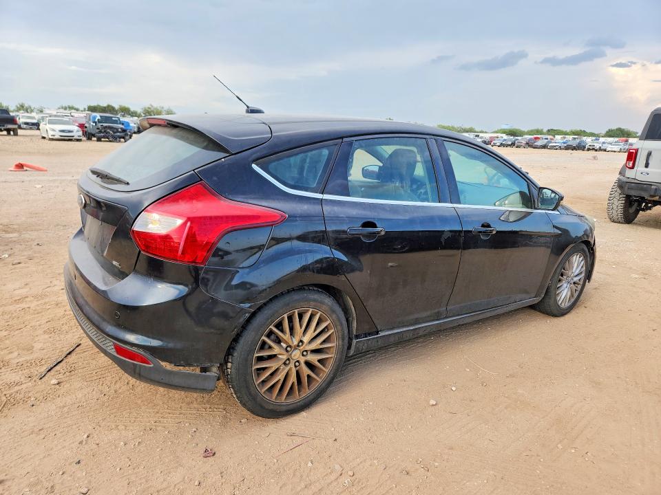 2012 Ford Focus მანქანა იყიდება აუქციონზე, vin: 1FAHP3M22CL237383, აუქციონის ნომერი: 66699446