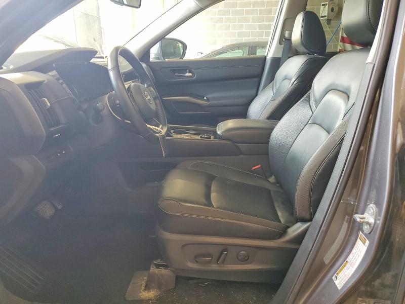 64093266 :رقم المزاد ، 5N1DR3CC0PC213551 vin ، 2023 Nissan Pathfinder مزاد بيع