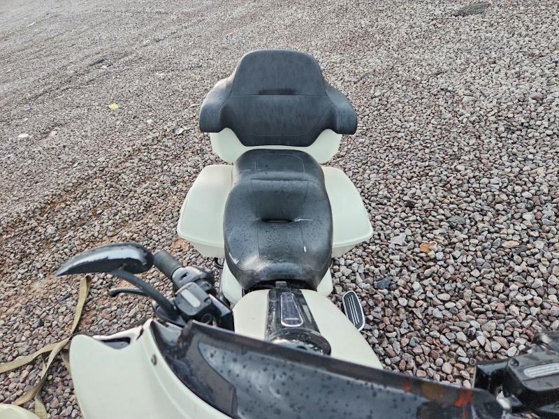2018 Harley-davidson Flhxs მანქანა იყიდება აუქციონზე, vin: 1HD1KRC1XJB637456, აუქციონის ნომერი: 65918826