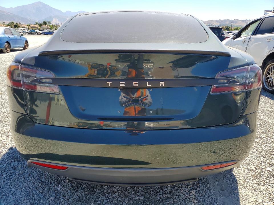 64796876 :رقم المزاد ، 5YJSA1CP6CFP02950 vin ، 2012 Tesla Model S مزاد بيع