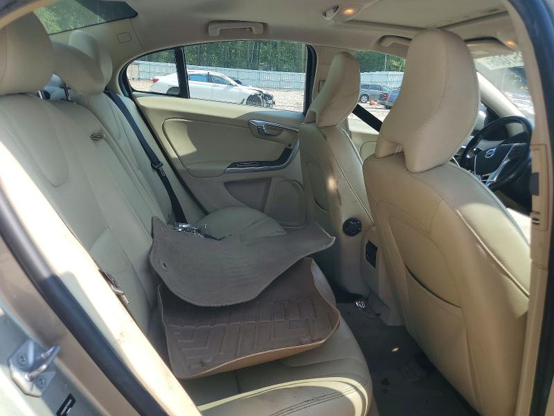 2015 Volvo S60 მანქანა იყიდება აუქციონზე, vin: YV140MFB7F1314615, აუქციონის ნომერი: 62957006