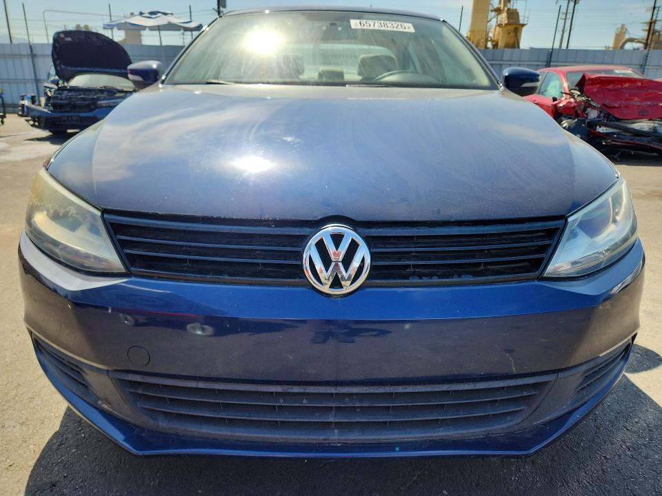2012 Volkswagen Jetta მანქანა იყიდება აუქციონზე, vin: 3VW3L7AJ1CM398841, აუქციონის ნომერი: 65738326