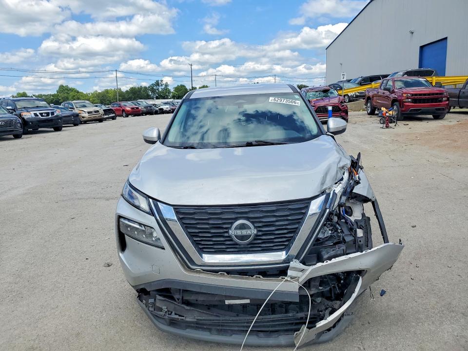 Продаж на аукціоні авто 2022 Nissan Rogue, vin: 5N1BT3BB5NC672511, номер лоту: 62973506