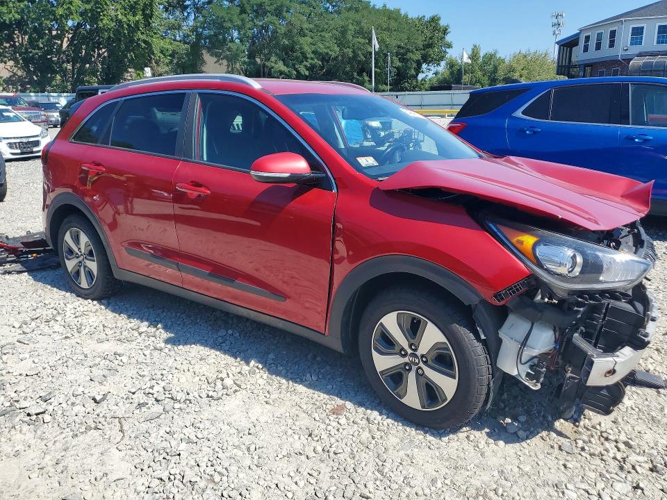 64940796 :رقم المزاد ، KNDCC3LC2K5220161 vin ، 2019 Kia Niro مزاد بيع
