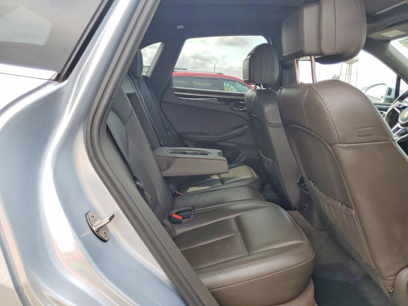 Продаж на аукціоні авто 2016 Porsche Macan, vin: WP1AB2A56GLB44700, номер лоту: 63445556