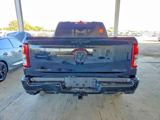 62331726 :رقم المزاد ، 1C6SRFBT5MN796088 vin ، 2021 Ram 1500 مزاد بيع