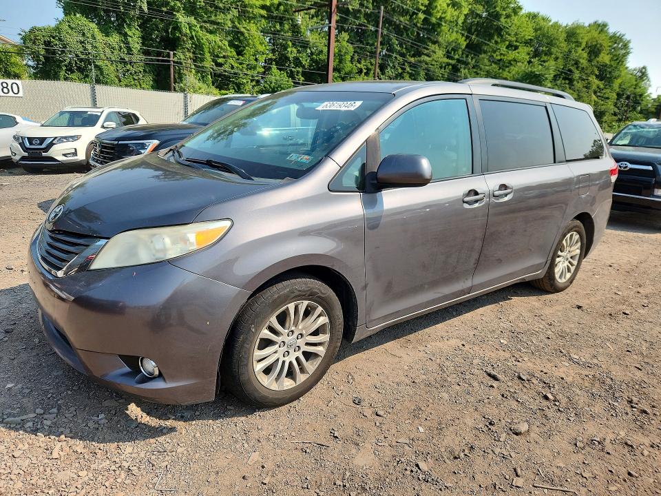 Aukcja sprzedaży 2011 Toyota Sienna, vin: 5TDYK3DC5BS142038, numer aukcji: 63619346
