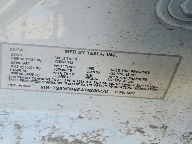 63699076 :رقم المزاد ، 7SAYGDEE4RA250270 vin ، 2024 Tesla Model Y مزاد بيع