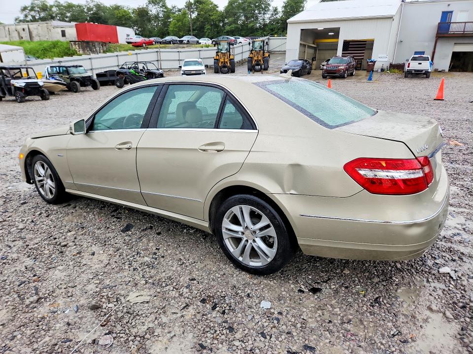 64548836 :رقم المزاد ، WDDHF2EB5BA343056 vin ، 2011 Mercedes-benz E مزاد بيع