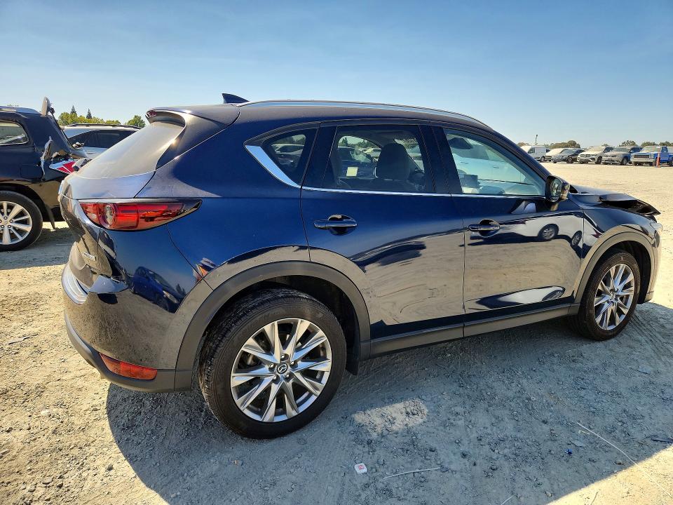 Продажа на аукционе авто 2021 Mazda Cx-5, vin: JM3KFBDM0M1439156, номер лота: 64258126