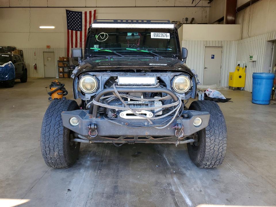 2018 Jeep Wrangler Unlimited მანქანა იყიდება აუქციონზე, vin: 1C4BJWDG4JL822543, აუქციონის ნომერი: 65822676