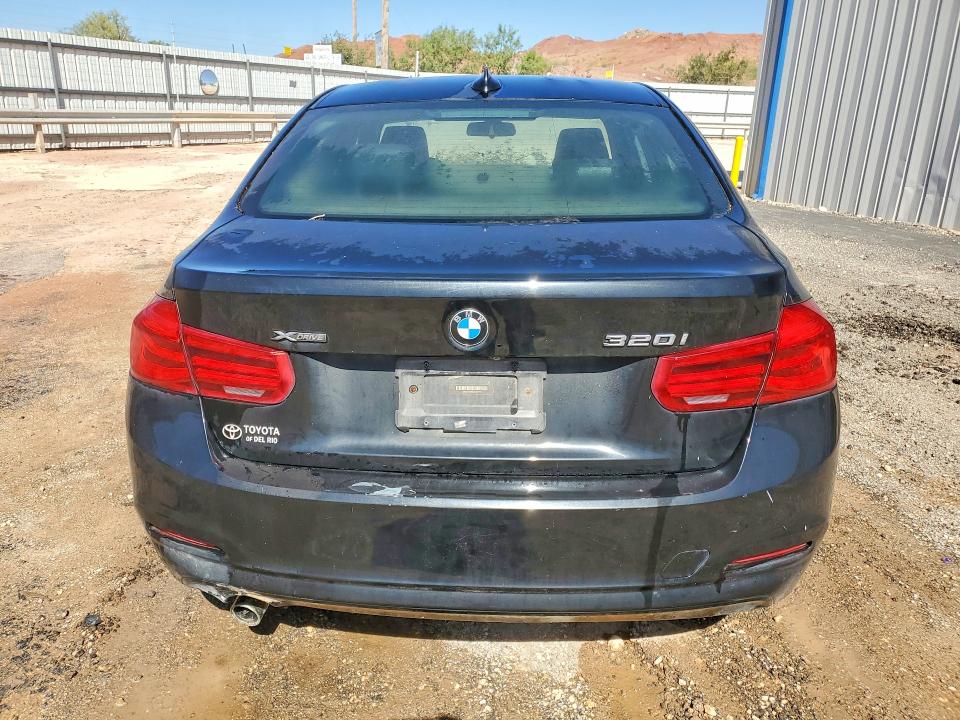 2018 Bmw 320 მანქანა იყიდება აუქციონზე, vin: WBA8A3C53JA494758, აუქციონის ნომერი: 63473336