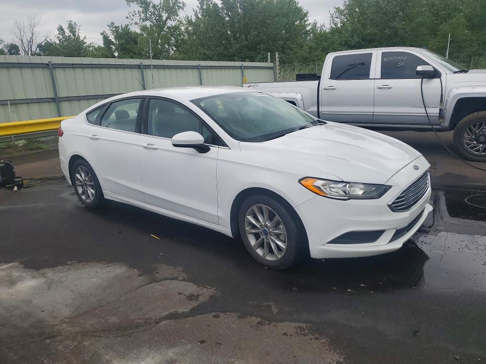 2017 Ford Fusion მანქანა იყიდება აუქციონზე, vin: 3FA6P0H78HR370122, აუქციონის ნომერი: 65382086