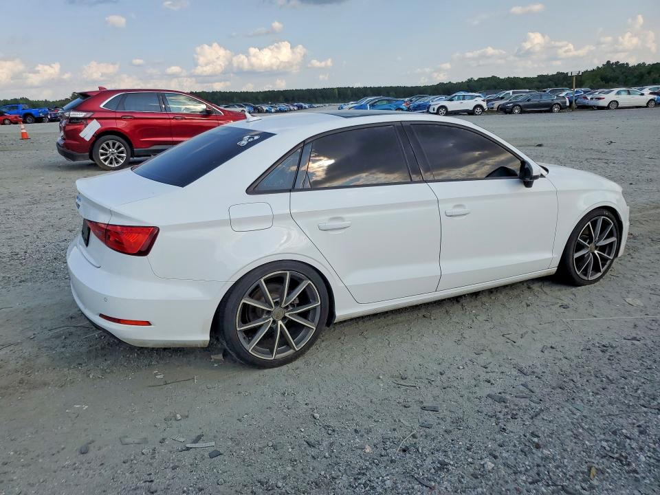 Продажа на аукционе авто 2016 Audi A3, vin: WAUA7GFF7G1053753, номер лота: 64605556