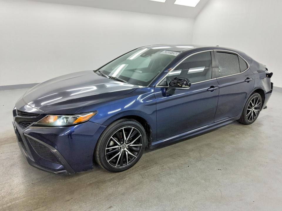 2022 Toyota Camry მანქანა იყიდება აუქციონზე, vin: 4T1G11AK4NU671782, აუქციონის ნომერი: 62022726