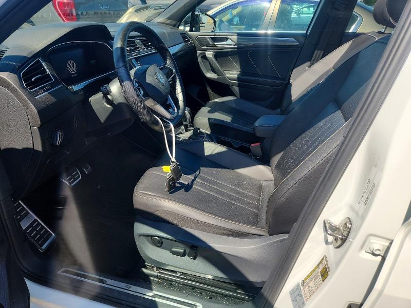 62019006 :رقم المزاد ، 3VV8B7AX9NM057840 vin ، 2022 Volkswagen Tiguan مزاد بيع