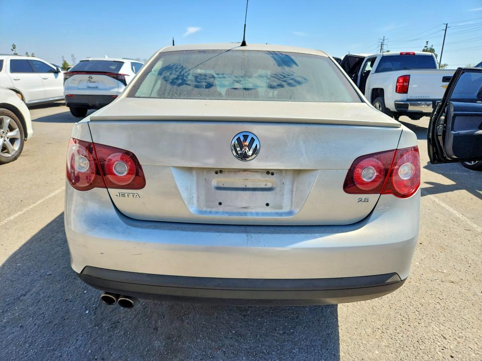 Продаж на аукціоні авто 2010 Volkswagen Jetta, vin: 3VWAZ7AJXAM107191, номер лоту: 65992226