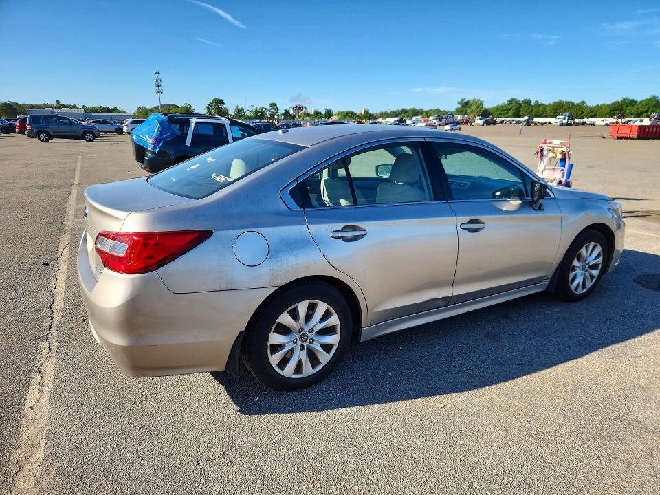 2015 Subaru Legacy მანქანა იყიდება აუქციონზე, vin: 4S3BNAC63F3011727, აუქციონის ნომერი: 66655786