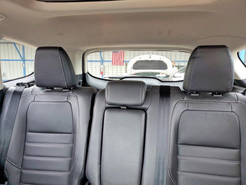 64194996 :رقم المزاد ، 1FMCU9J91JUA09881 vin ، 2018 Ford Escape مزاد بيع