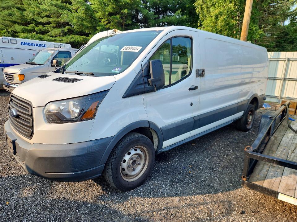 64220436 :رقم المزاد ، 1FTYE2YM7HKB51831 vin ، 2017 Ford Transit مزاد بيع