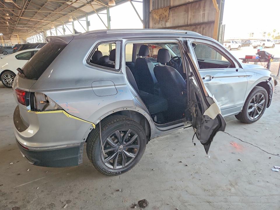Продажа на аукционе авто 2024 Volkswagen Tiguan, vin: 3VV3B7AXXRM136031, номер лота: 66743896