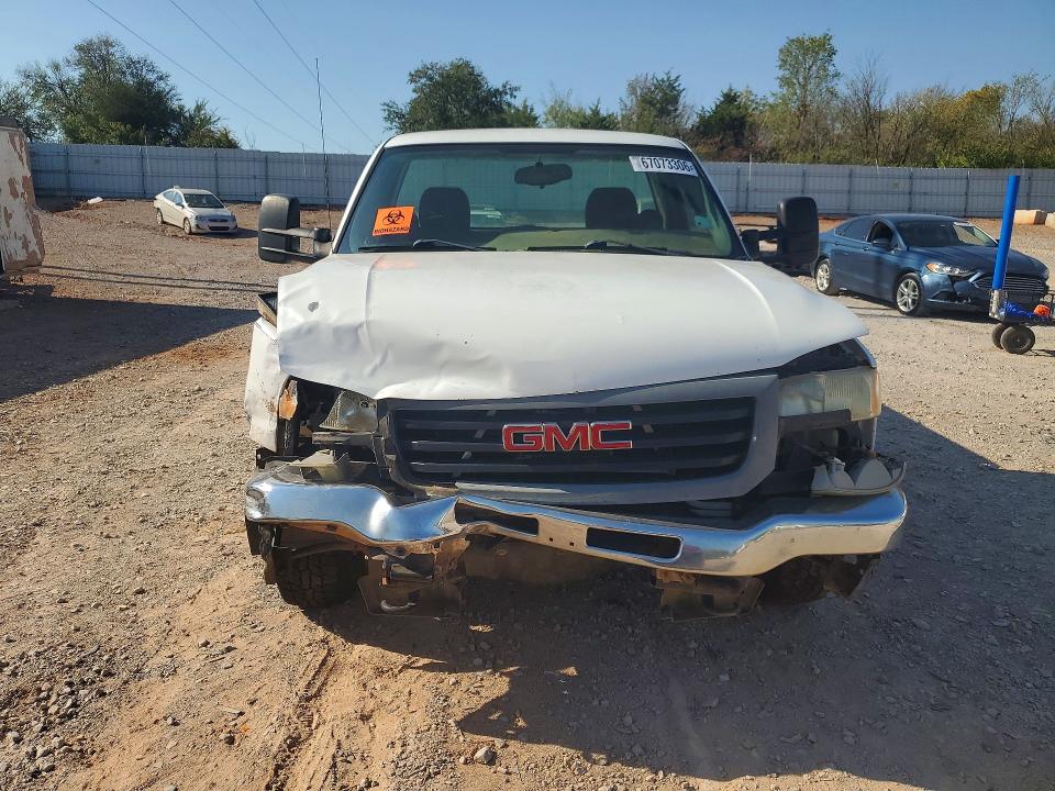 67073306 :رقم المزاد ، 1GTEC14V86E212391 vin ، 2006 Gmc New Sierra مزاد بيع