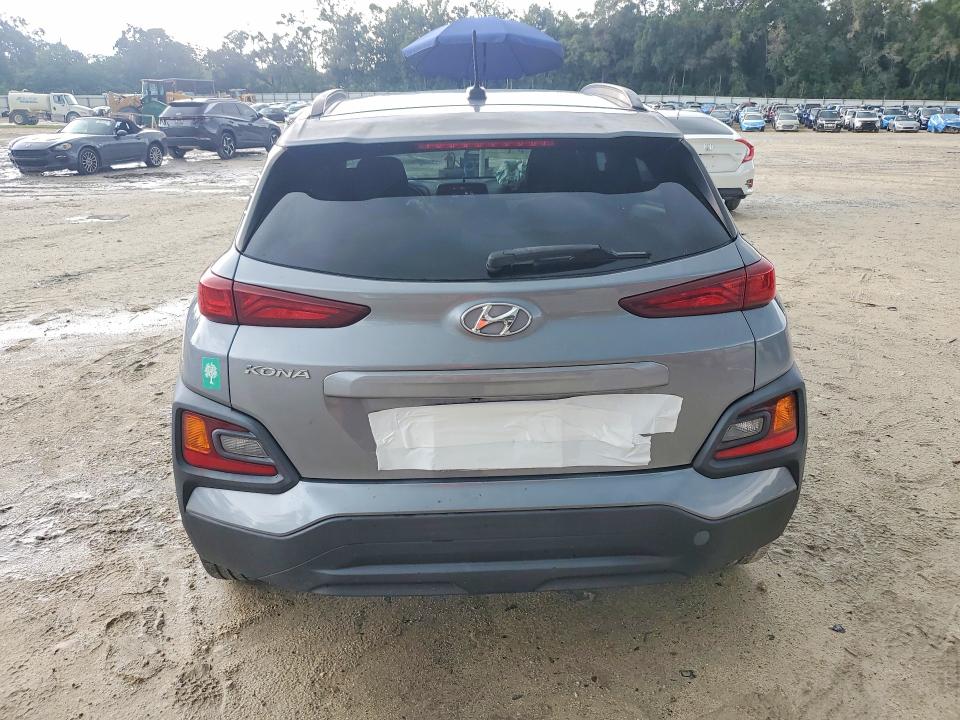 64274076 :رقم المزاد ، KM8K62AA4JU075994 vin ، 2018 Hyundai Kona مزاد بيع