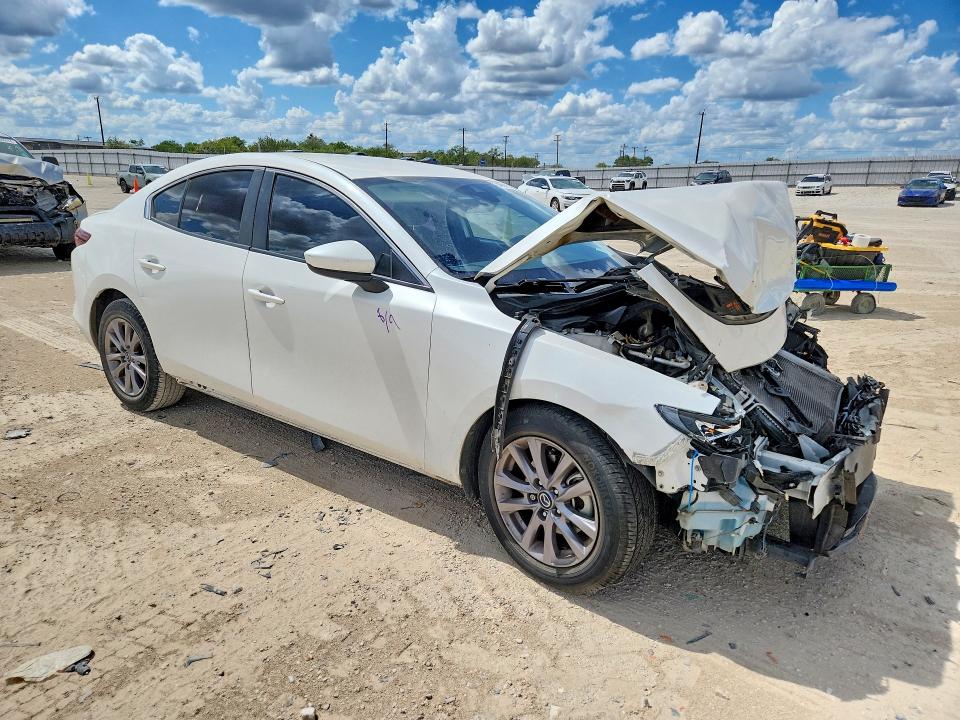 Продажа на аукционе авто 2021 Mazda 3, vin: JM1BPAAL4M1332235, номер лота: 64591626