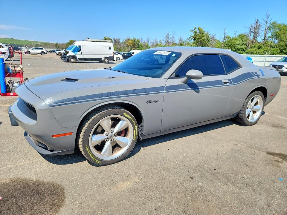 Auction sale of the 2018 Dodge Challenger, vin: 2C3CDZBT8JH282354, lot number: 66513586