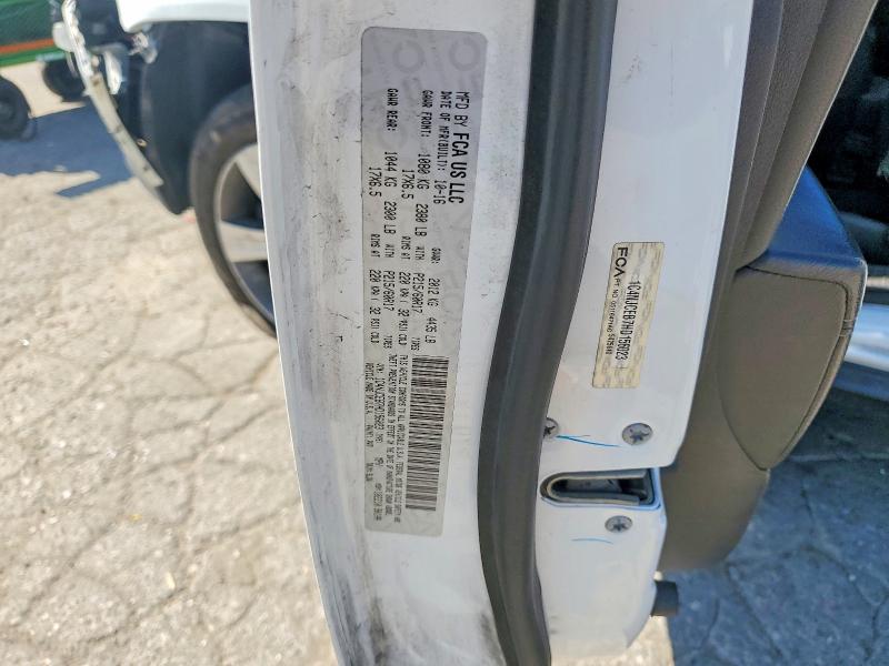 2017 Jeep Compass მანქანა იყიდება აუქციონზე, vin: 1C4NJCEB7HD156023, აუქციონის ნომერი: 66706756