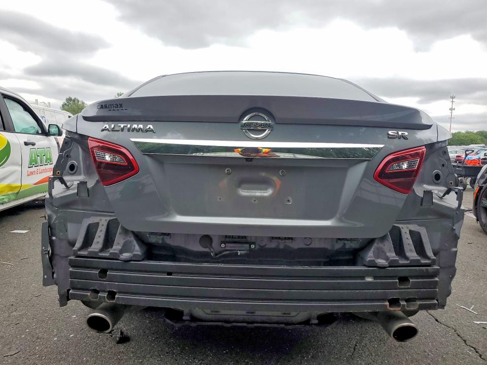 Продажа на аукционе авто 2018 Nissan Altima, vin: 1N4AL3AP1JC239782, номер лота: 64564866